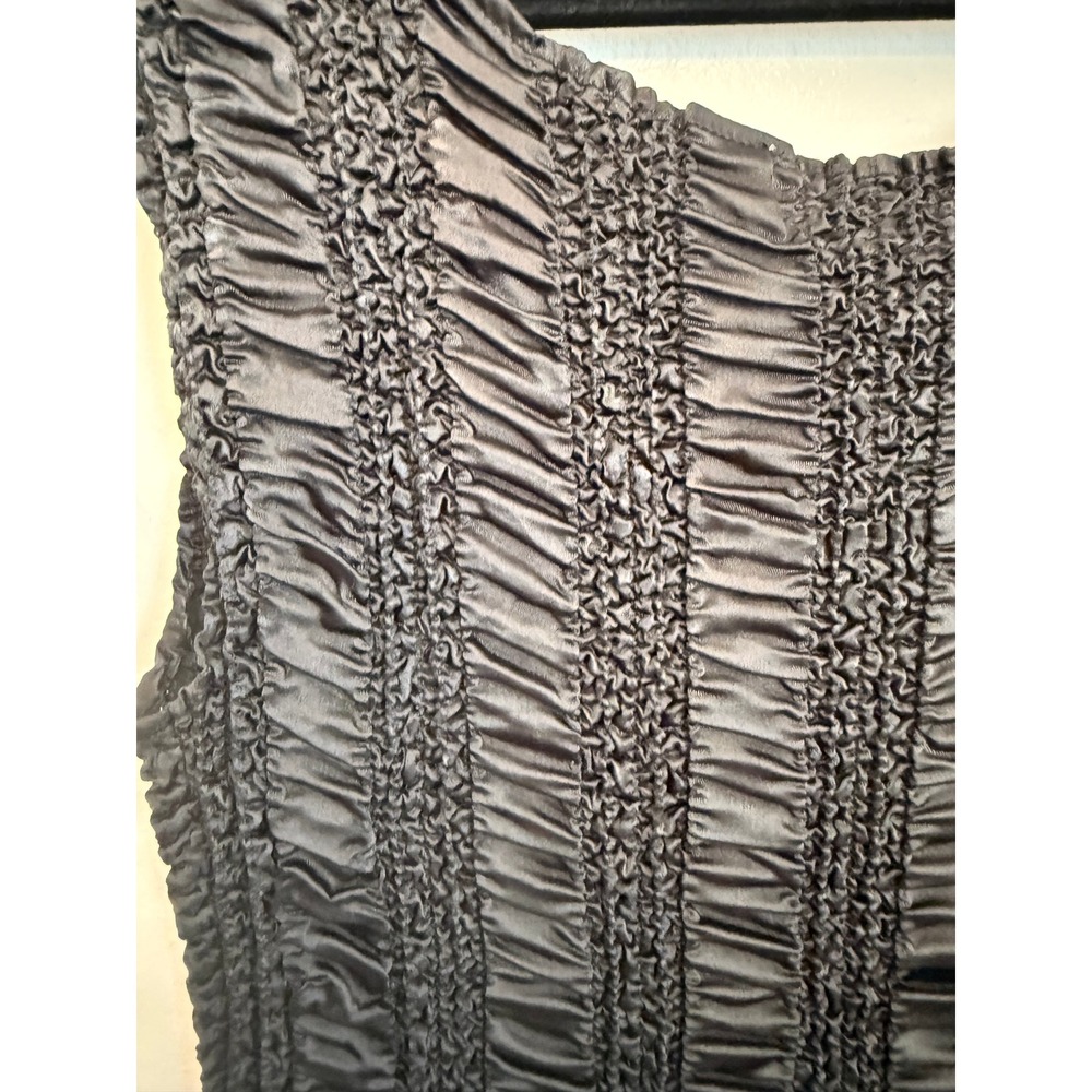 VTG Y2K Dressbarn Black Smocked Popcorn Pleated Scoop Neck Tank Top Small - Picture 4 of 4